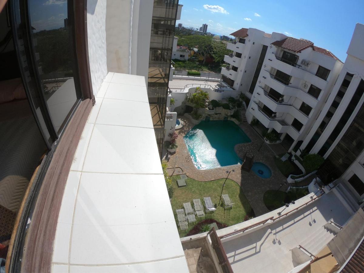 Suites Casa Blanca Santa Cruz de La Sierra Exterior photo